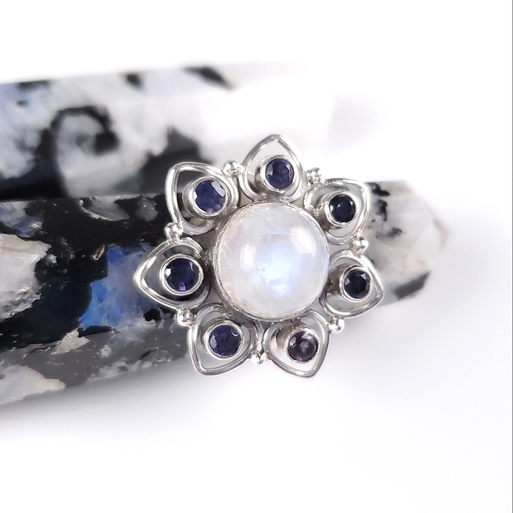 925 Sterling Silver Rainbow Moonstone and Iolite Flower Ring Size 7.5 - Picture 2 of 16